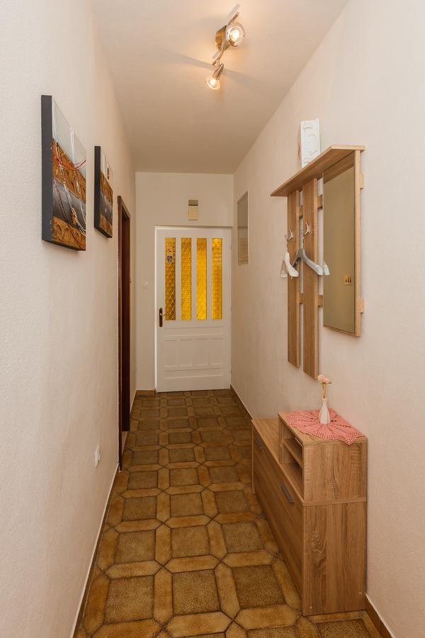 Apartman Mila Kaštela Esterno foto
